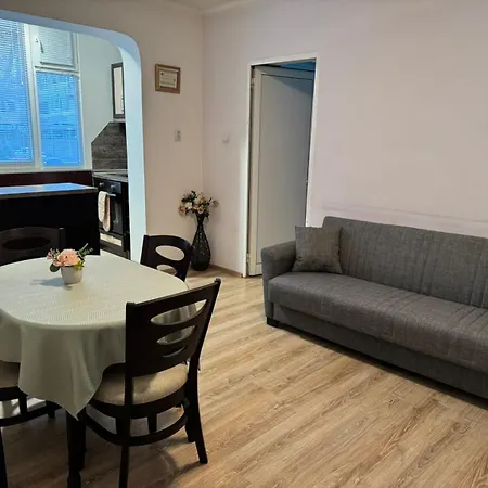 Zoev Apartment Plovdiv